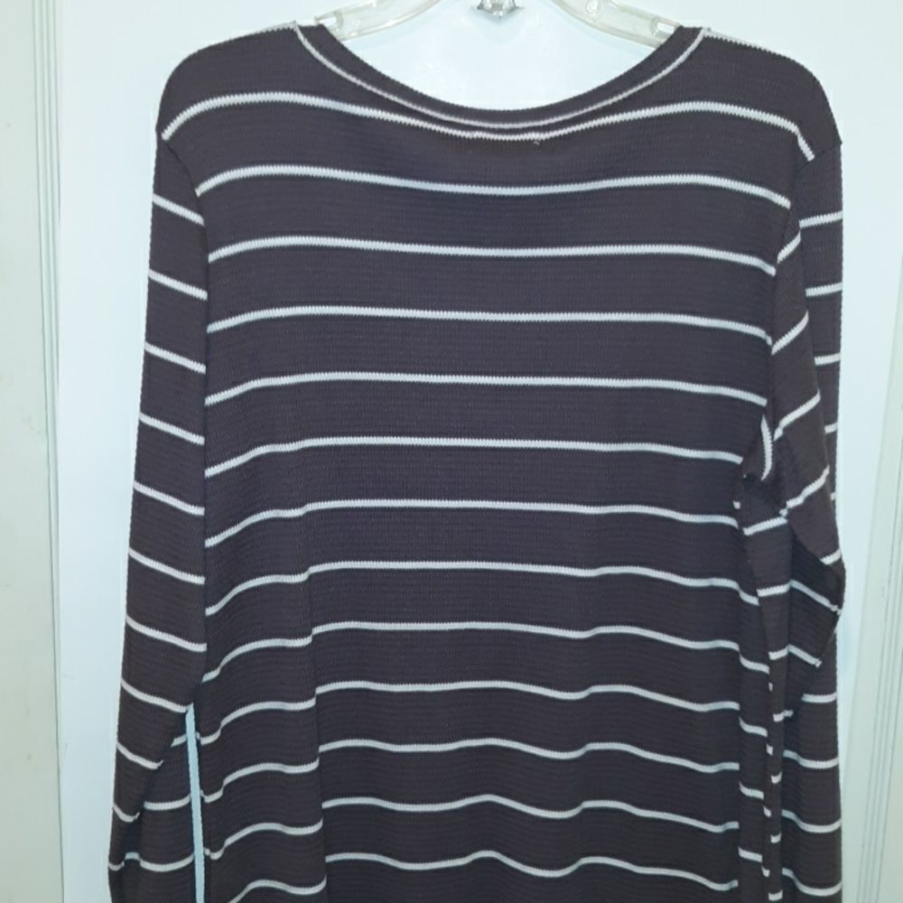 Extra extra large v-neck top - Picture 4 of 8
